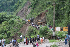 मुग्लिन- नारायणघाटको जोखिम यात्रा कहिलेसम्म ?