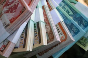 दसैँका लागि यस वर्ष नयाँ नोटको सटही नदिने, हाल प्रयोग गरिरहेकै सफा र सुकिलो नोट साट्न पाइने