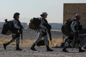 अमेरिकी राष्ट्रपति ट्रम्पको धम्कीपछि मेक्सिकोद्वारा अमेरिकी सीमामा १० हजार सेना तैनाथ