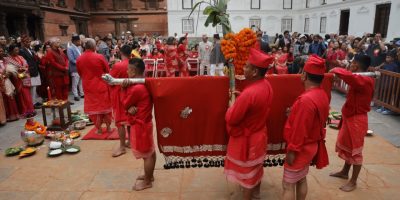आश्विन शुक्ल सप्तमी आज: दसैँ घरमा भित्र्याइयो फूलपाती (तस्बिरहरू)