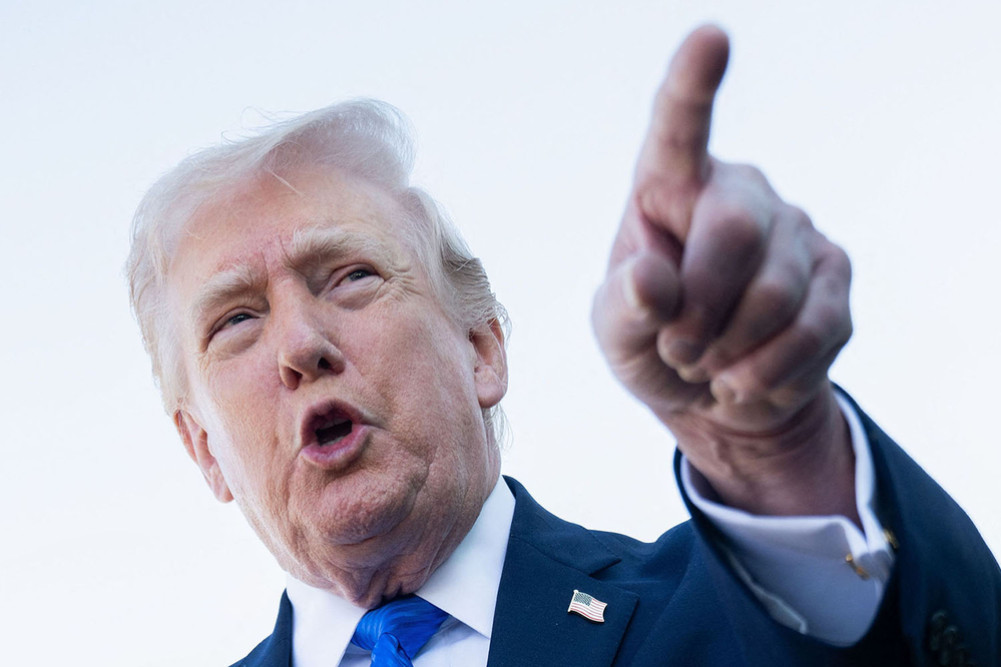 हर्मुजको जलघाँटीमा अमेरिकाले नाकाबन्दी गर्ने ट्रम्पको घोषणा